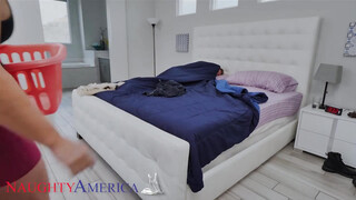 Naughty America - London River és a fiatal pöcs