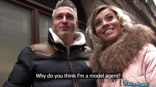 Public Agent - Vicky Love más srác dákóján lovagol