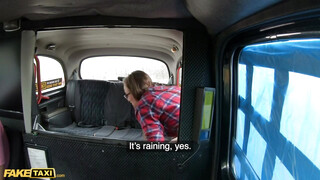 Fake Taxi - Lady Bug a fiatal sulis kisasszony