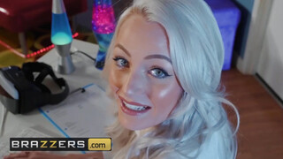 Brazzers - Nicolette Shea élvezi ha rendesen reszelik
