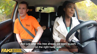 Fake Driving - Brit Asia a fullos néger tini nőci