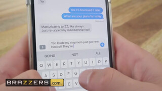 Brazzers - Alexis Fawx a méretes kannás nevelő anya