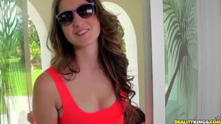 RealityKings - Keegan a kicsike mellű lány