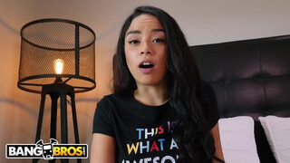BANGBROS - Maya Bijou a kurvája öccsével kúr
