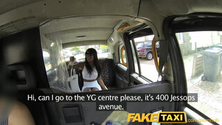 FakeTaxi - Kiki Minaj csoki picsája megdöngetve