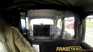 FakeTaxi - Ava Dalush bekúrva