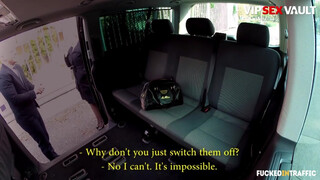 FuckedInTraffic - Barbara Nova méretes mellű spiné