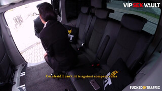 FuckedInTraffic - Jocelyne fullos cseh csaj és a sofőr