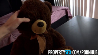 PropertySex - Morgan Lee rendesen bekúrva