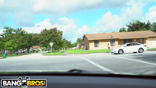 BANGBROS - kolumbiai picsa lógós méretes csöcsei