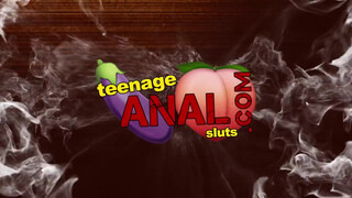 ANALIZED - Jenna Lovely a dögös világos szőke spiné