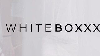 WhiteBoxxx - Alya Stark gyengéden szereti