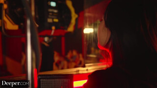 Deeper - Lulu és Kimmy csoki hapsival dugnak