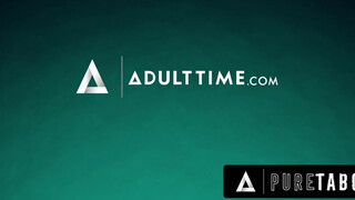 PURE TABOO - Anna Claire Clouds a méretes fenekű világos szőke nőci