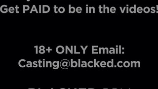 BLACKED - Stefany élvezi a sok csoki kárót