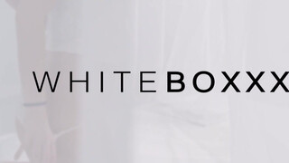 WhiteBoxxx - Vika Lita élvezi ha oboázzák
