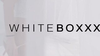 WhiteBoxxx - Darcia Lee a méretes cickós magyar kreol hölgyemény