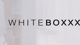 WhiteBoxxx - Blue Angel a fullos magyar csaj