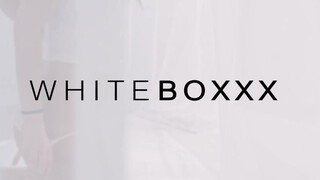 WhiteBoxxx - Kriss De Foxx kényezteti magát
