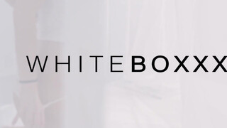 WHITEBOXXX - Sarah Kay érzéki kefélése