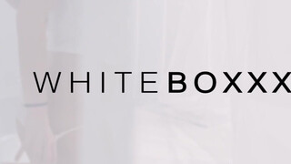 WHITEBOXXX - Monika Benz és Sabrisse nyaldossák egymás punciját