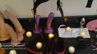 ourdirtylilsecret - Fiatal hölgyemény dildót kefél a pasija segglyukába