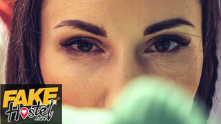 Fake Hostel HD - Lilu Moon a bombázó orosz picsa