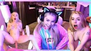 Haley Spades a fullos gamer kisasszony