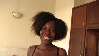 Csinos barna amatőr interracial anál casting forgatás pornófilm